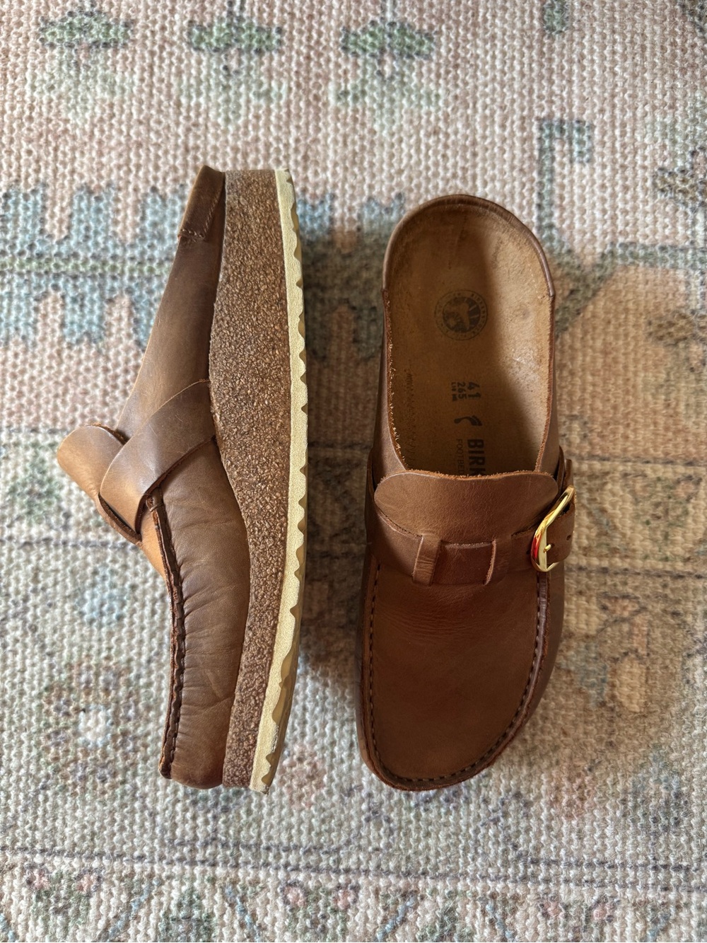 Birkenstock Women's Buckley Oiled Leather Clogs - Picture 3 of 6